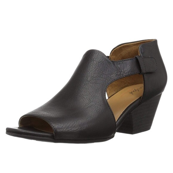 🖤 Block Heel Sandals: Sz 10 - Picture 2 of 5